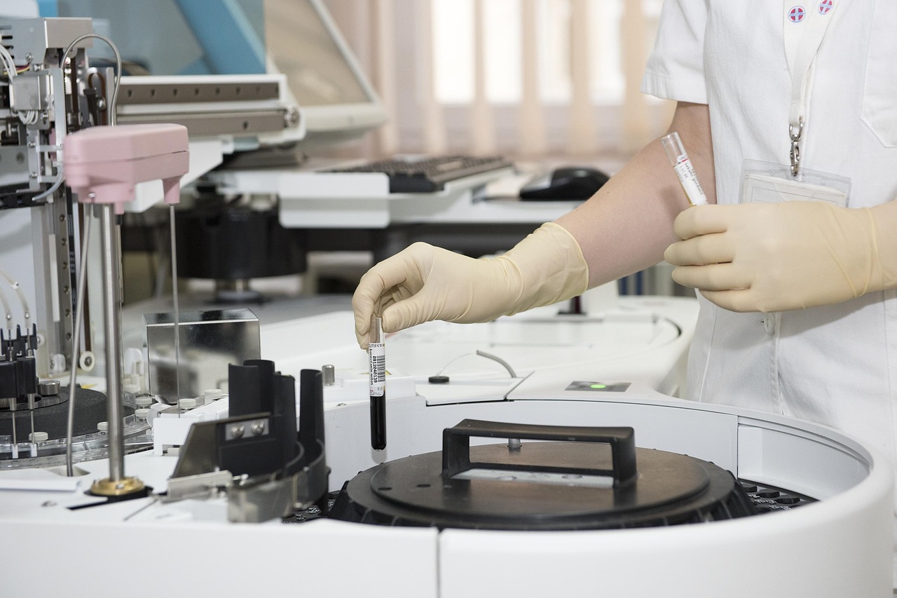 Healthcare informatics specialist working with clinical data
